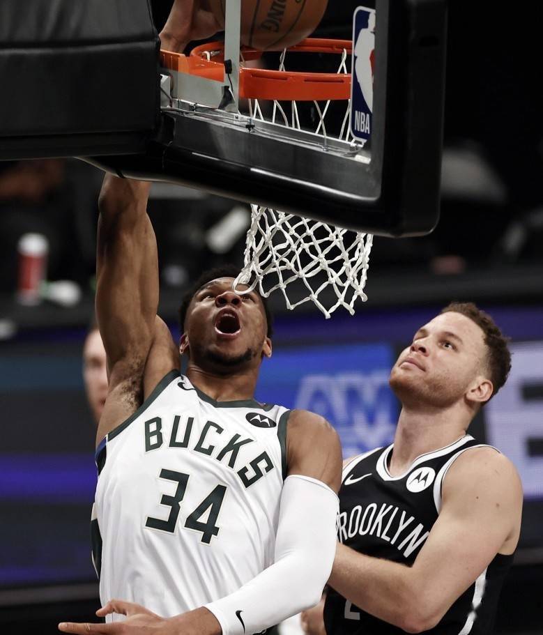 开云体育-蒂姆重返赛场，爆冷首场状态出色，篮网观众沸腾！-开云体育